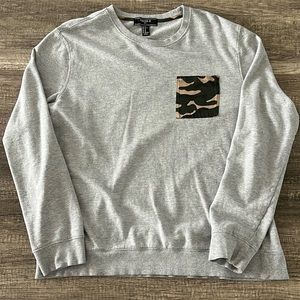 Forever 21 Mens Crew Neck Sweatshirt with Camo Pocket